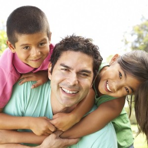 dad-and-2-kids-horizontal Cropped